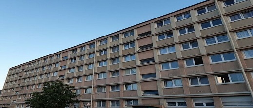 عمدة بلدية في باريس يستنجد براقي لإخراج الجن من عمارة سكنية عمدة بلدية في باريس يستنجد براقي لإخراج الجن من عمارة سكنية
