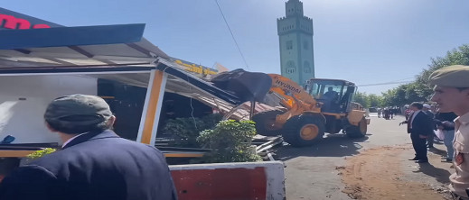باشا يشن حملة قوية على احتلال الملك العمومي.. وإشادة واسعة للمواطنين باشا يشن حملة قوية على احتلال الملك العمومي.. وإشادة واسعة للمواطنين