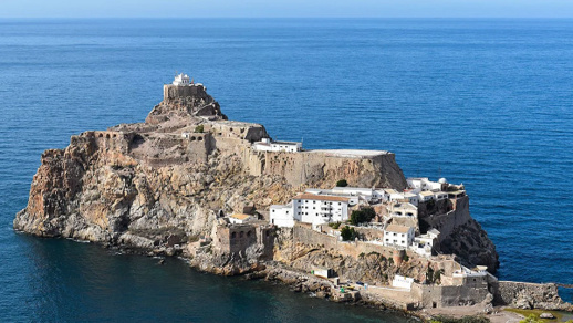 إسبانيا تنهي الجدل حول إقامة المغرب مزرعة أسماك بسواحل الناظور