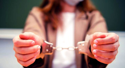اعتقال أجنبية استغلت شابات مغربيات في محادثات إباحية مقابل 2500 درهم اعتقال أجنبية استغلت شابات مغربيات في محادثات إباحية مقابل 2500 درهم