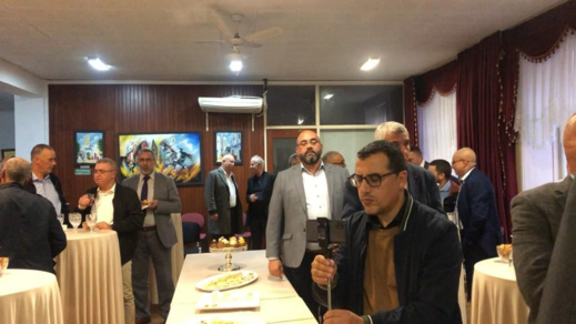 لقاء تواصلي بقنصلية المغرب في روطردام بمناسبة تعيين القنصل الجديد لقاء تواصلي بقنصلية المغرب في روطردام بمناسبة تعيين القنصل الجديد