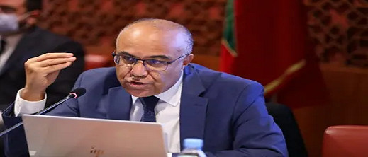 مشاريع جامعات وهمية وأساتذة أشباح.. وزير التعليم العالي يستعد لإصدار تقرير أسود مشاريع جامعات وهمية وأساتذة أشباح.. وزير التعليم العالي يستعد لإصدار تقرير أسود