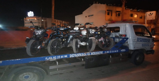 حملة أمنية واسعة ضد أصحاب الدراجات النارية المخالفة والمجهولة بالناظور تسفر عن حجز العديد منها حملة أمنية واسعة ضد أصحاب الدراجات النارية المخالفة والمجهولة بالناظور تسفر عن حجز العديد منها