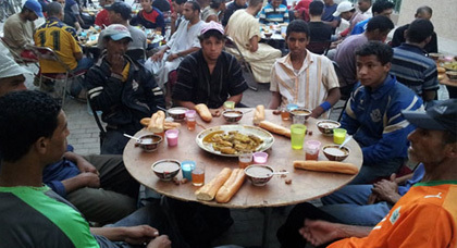 جمعية سلوان الثقافية تنظم إفطارا جماعيا طيلة شهر رمضان وعشاء بمناسبة ليلة القدر