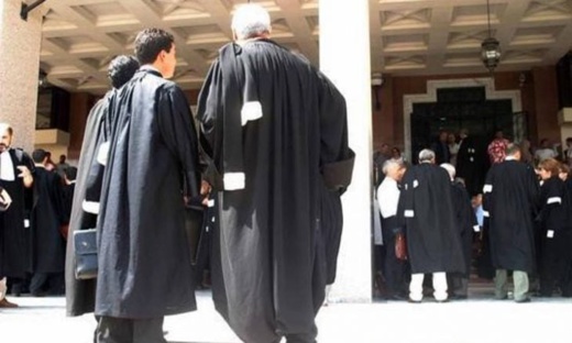 المحامون بالناظور والدريوش يصعدون ويدعون إلى اعتصام مع إضراب عن الطعام بمحكمة الاستئناف