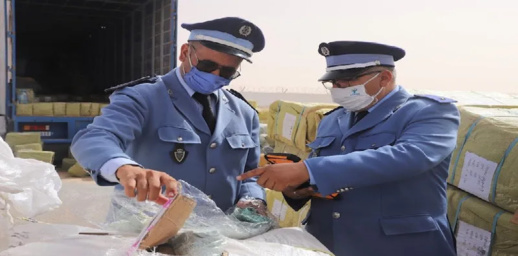 اجهاض عملية جديدة لتهريب كمية هامة من الكوكاكيين اجهاض عملية جديدة لتهريب كمية هامة من الكوكاكيين