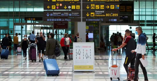 بعد إغلاق اضطراري.. اعادة فتح مطار فالنسيا في وجه الرحلات الجوية بعد إغلاق اضطراري.. اعادة فتح مطار فالنسيا في وجه الرحلات الجوية