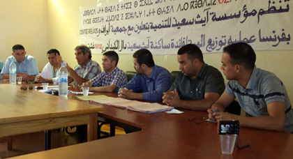 مؤسسة آيت سعيد للتنمية توزع مجمـوعة من المعدات الطبية مؤسسة آيت سعيد للتنمية توزع مجمـوعة من المعدات الطبية