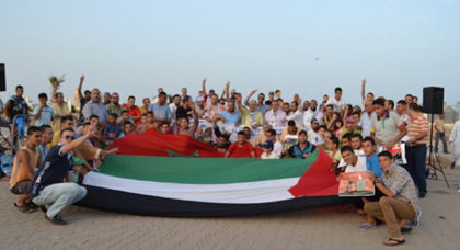 جمعويون ونقابيون وحقوقيون يجتمعون ببني أنصار تضامنا مع غزة ضد العدوان الصهيوني الهمجي