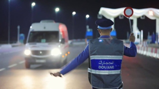 توقيف سيارة لنقل الأموات على متنها جثمان مهاجر مغربي وكمية من مادة "المعسل"