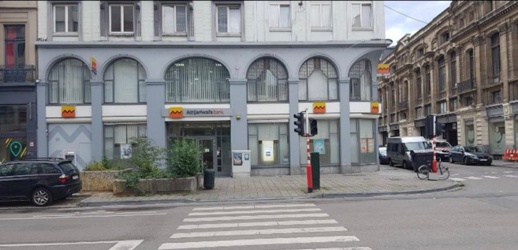 سوء خدمات "التجاري وفا بنك" تغضب مغاربة بلجيكا سوء خدمات "التجاري وفا بنك" تغضب مغاربة بلجيكا