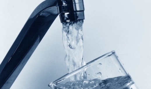 يهم مواطني الناظور والدريوش.. إعلان عن انقطاع في توزيع الماء الشروب يهم مواطني الناظور والدريوش.. إعلان عن انقطاع في توزيع الماء الشروب