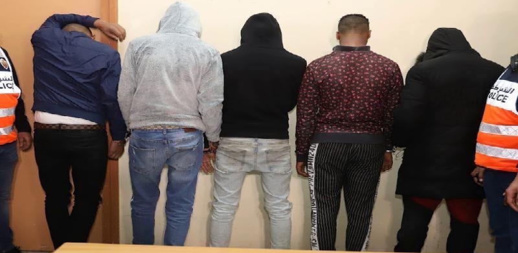 التهجير الى الخارج مقابل 6 مليون.. تفكيك شبكة للنصب تنشط بالناظور التهجير الى الخارج مقابل 6 مليون.. تفكيك شبكة للنصب تنشط بالناظور