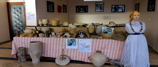 الملك يحدث مركز وطني لحماية التراث الثقافي ويستنكر الترامي على موروث الدول الأخرى الملك يحدث مركز وطني لحماية التراث الثقافي ويستنكر الترامي على موروث الدول الأخرى