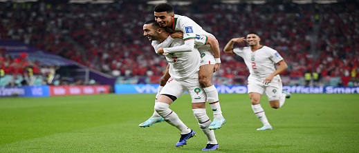 أسود الأطلس يعبرون إلى الدور الـ16 من المونديال بعد انتظار دام 36 سنة أسود الأطلس يعبرون إلى الدور الـ16 من المونديال بعد انتظار دام 36 سنة