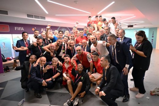 صور.. الحموشي والمنصوري يهنئان مدرب ولاعبي المنتخب المغربي