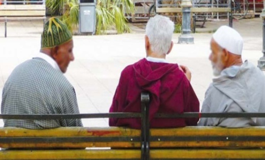 يهم متقاعدي الناظور.. الحكومة تشرع في صرف الزيادة في المعاشات يهم متقاعدي الناظور.. الحكومة تشرع في صرف الزيادة في المعاشات