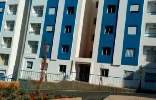 بعد غضبه من المحسوبية والزبونية.. عامل الحسيمة يلغي لائحة المستفيدين من السكن الاجتماعي بعد غضبه من المحسوبية والزبونية.. عامل الحسيمة يلغي لائحة المستفيدين من السكن الاجتماعي