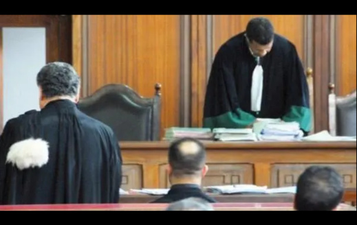 اعتقال صحافي مزيف نشر صور مفبركة للعائلة الملكية اعتقال صحافي مزيف نشر صور مفبركة للعائلة الملكية