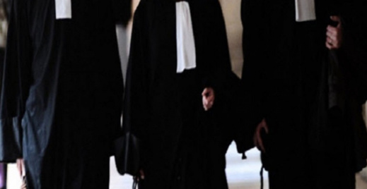 امتحان المحاماة يسرب ويجول شوارع الفضاء الأزرق امتحان المحاماة يسرب ويجول شوارع الفضاء الأزرق