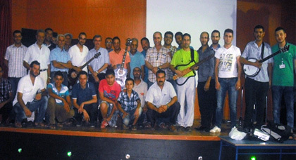 تكريم فرقة "إن أومازيغ" بأزغنغان بعد تتويجها بلقب مواهب ثويزا بطنجة تكريم فرقة "إن أومازيغ" بأزغنغان بعد تتويجها بلقب مواهب ثويزا بطنجة