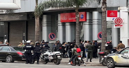 حشد غفير من المواطنين يستعد للسفر إلى قطر لمساندة المنتخب المغربي حشد غفير من المواطنين يستعد للسفر إلى قطر لمساندة المنتخب المغربي