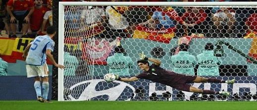 بعد تألقه في المونديال.. ريال مدريد يريد التعاقد مع ياسين بونو بعد تألقه في المونديال.. ريال مدريد يريد التعاقد مع ياسين بونو