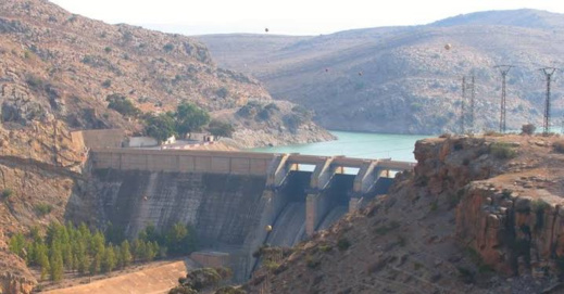 تراجع خطر العطش بالناظور.. تجمع المزيد من المياه في السد الذي يزودنا بمياه الشرب تراجع خطر العطش بالناظور.. تجمع المزيد من المياه في السد الذي يزودنا بمياه الشرب