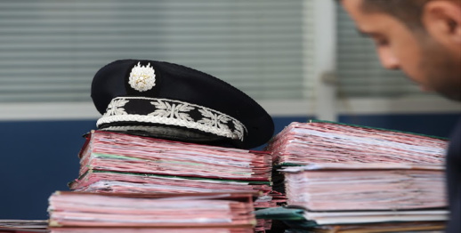 الحبس لعميد شرطة ممتاز غرر بقاصر ابنة عضو في العدل ولإحسان الحبس لعميد شرطة ممتاز غرر بقاصر ابنة عضو في العدل ولإحسان