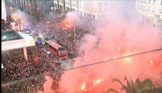 الغلوسي يصف تغطية استقبال الأسود "بالتبهديلة" ويطالب بمحاسبة المسؤولين عن الرداءة الغلوسي يصف تغطية استقبال الأسود "بالتبهديلة" ويطالب بمحاسبة المسؤولين عن الرداءة