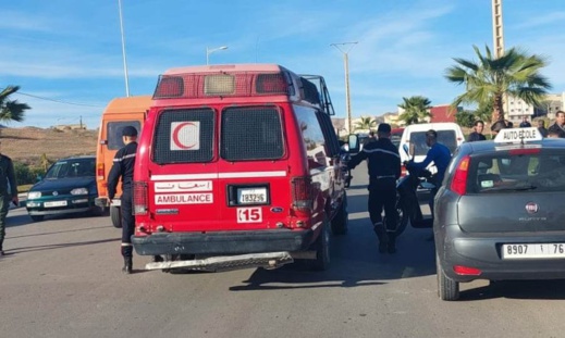 صور.. إصابة شخصين بجروح متفاوتة الخطورة في حادث إنقلاب سيارة بمدخل جماعة بن طيب صور.. إصابة شخصين بجروح متفاوتة الخطورة في حادث إنقلاب سيارة بمدخل جماعة بن طيب