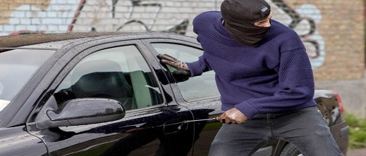 إيقاف شخص موضوع بحث بتهمة سرقة عدة سيارات في الناظور