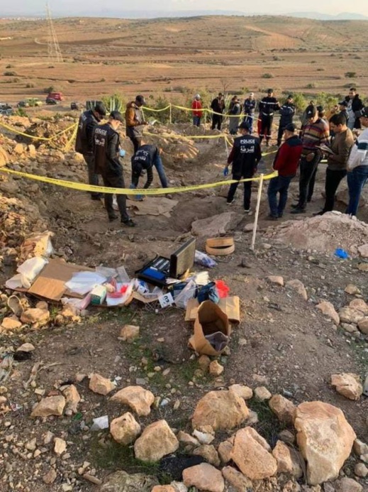 صور.. هذه بقايا العظام البشرية التي تم العثور عليها في منزل كان يأوي متطرفين بالعروي
