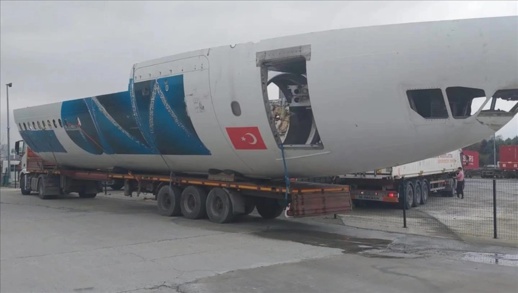 شركة أجنبية تنقل طائرتين إلى المغرب وتحولهما إلى مطعم ومقهى شركة أجنبية تنقل طائرتين إلى المغرب وتحولهما إلى مطعم ومقهى