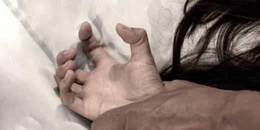 اعتقال مهاجر مغربي بأمريكا بعد اتهامه بالاغتصاب الزوجي اعتقال مهاجر مغربي بأمريكا بعد اتهامه بالاغتصاب الزوجي