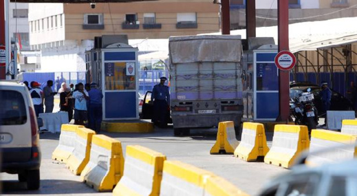 حكومة مليلية المحتلة تدعو إلى فتح المعابر بينها وبين الناظور