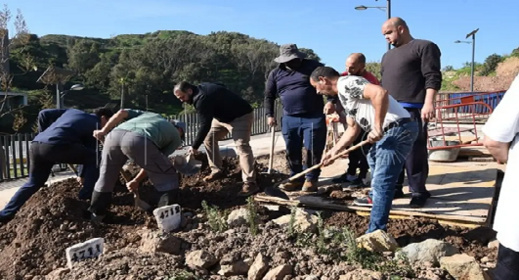 المدينة المحتلة.. دفن جثة يمني حاول الهجرة سباحة من شمال المملكة المدينة المحتلة.. دفن جثة يمني حاول الهجرة سباحة من شمال المملكة