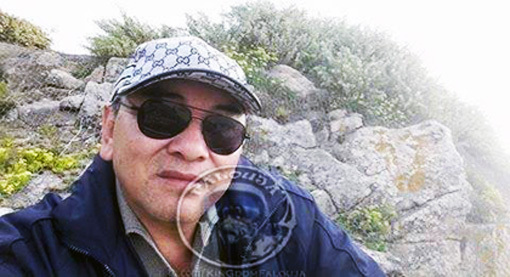 شاهدوا الصورة.. هذا هو شبيه الملك الذي دوخ الناس وشرطة المرور شاهدوا الصورة.. هذا هو شبيه الملك الذي دوخ الناس وشرطة المرور