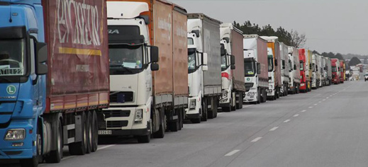 الحكومة تفرج عن الدفعة التاسعة لدعم مهنيي النقل الحكومة تفرج عن الدفعة التاسعة لدعم مهنيي النقل