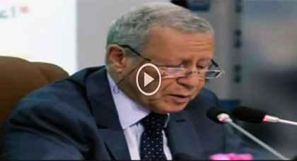 فضيحة بالفيديو : وزير التعليم بالمغرب لا يعرف جمع ندوة.. قال "نوادي" بدل "ندوات"