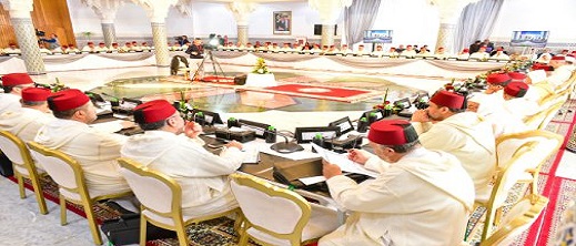 المجلس العلمي الأعلى يستنكر بشدة إحراق المصحف الشريف بالسويد المجلس العلمي الأعلى يستنكر بشدة إحراق المصحف الشريف بالسويد