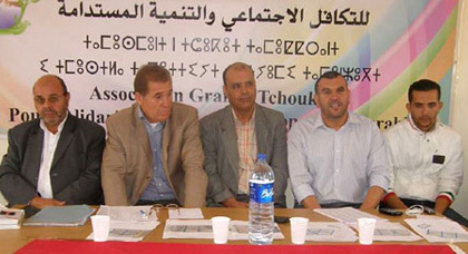 جمعية اتشوكت الكبرى للتكافل الاجتماعي والتنمية المستدامة توزع مجموعة من اللوازم المدرسية على التلاميذ جمعية اتشوكت الكبرى للتكافل الاجتماعي والتنمية المستدامة توزع مجموعة من اللوازم المدرسية على التلاميذ