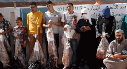 توزيـع كمية مهمة من اللحوم في اليوم الثالث من العيد على الأسر الفقيرة بتمسمان توزيـع كمية مهمة من اللحوم في اليوم الثالث من العيد على الأسر الفقيرة بتمسمان