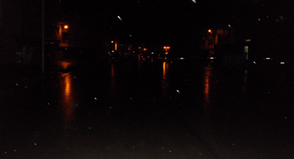 أمطار غزيرة مصحوبة برياح قوية تقطع التيار الكهربائي عن بلدة بودينار بتمسمان