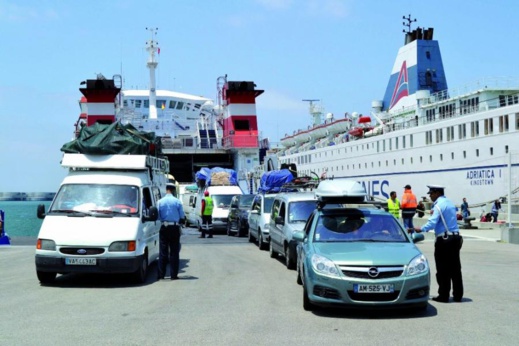 يهم مغاربة العالم.. المغرب يتخذ قرارا جديدا بخصوص السيارات المرقمة بالخارج