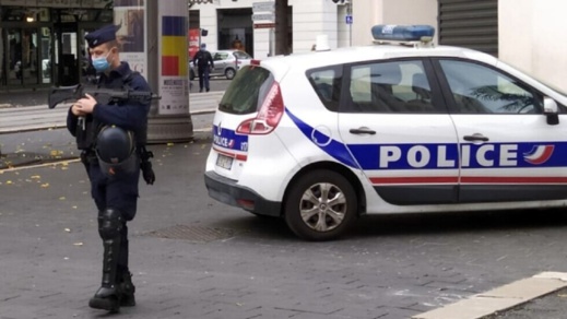 فرنسا: إدانة متطرفين اعتدوا على مغاربة أثناء احتفالهم بإنجاز الأسود في المونديال فرنسا: إدانة متطرفين اعتدوا على مغاربة أثناء احتفالهم بإنجاز الأسود في المونديال