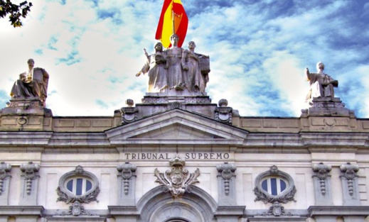 تعويض مغربيين بنصف مليون يورو بعد تبرئتهما من تهم الإرهاب بإسبانيا تعويض مغربيين بنصف مليون يورو بعد تبرئتهما من تهم الإرهاب بإسبانيا