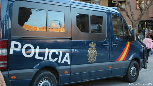 محكمة إسبانية تؤيد طرد مهاجر مغربي متورط في قضايا إرهابية