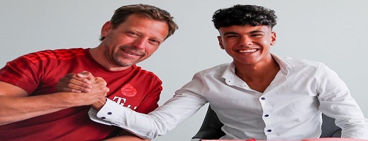 عمره 16 سنة.. لاعب مغربي في صفوف الفريق الأول لبايرن ميونيخ عمره 16 سنة.. لاعب مغربي في صفوف الفريق الأول لبايرن ميونيخ