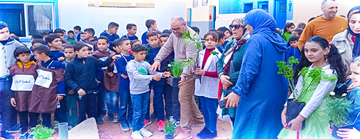 صور.. جمعية أمهات وٱباء وأولياء أمور تلاميذ مدرسة القدس تبصم على نشاط بيئي تربوي بامتياز رفقة شركائها صور.. جمعية أمهات وٱباء وأولياء أمور تلاميذ مدرسة القدس تبصم على نشاط بيئي تربوي بامتياز رفقة شركائها